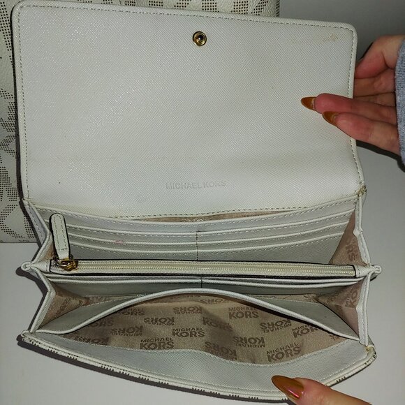 Authentic Michael Kors Logo Bag and Matching Wallet CREAM - Picture 6 of 6